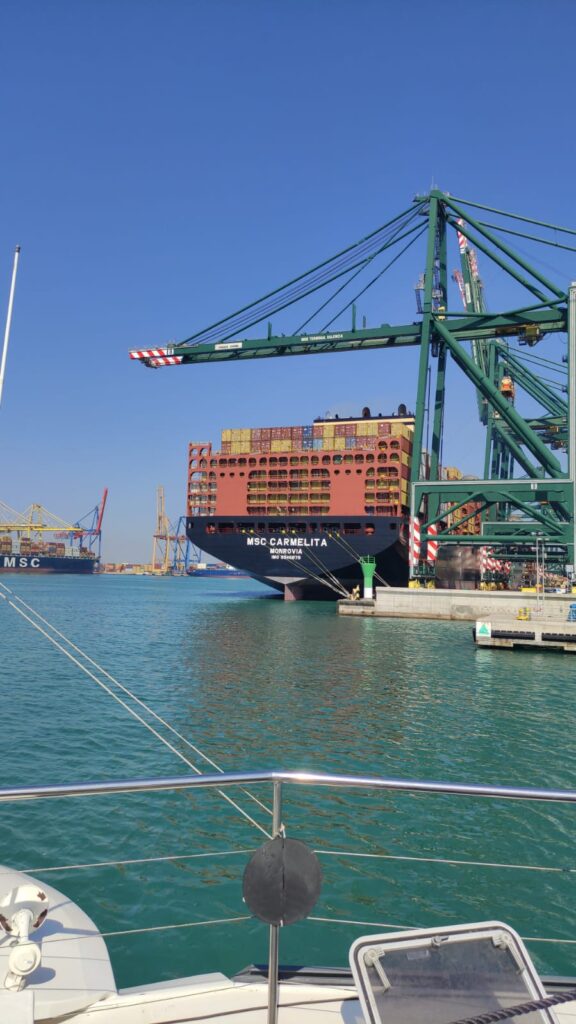 cuidiscap en el puerto de valencia con transportes Argo