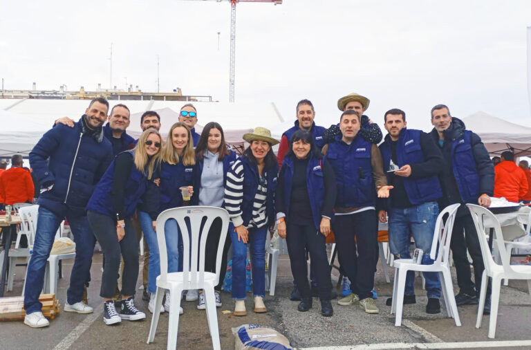 En la fiesta logística de Valencia 2025 parte del equipo Argo disfrutando de un día espectacular gracias al Diario del Puerto